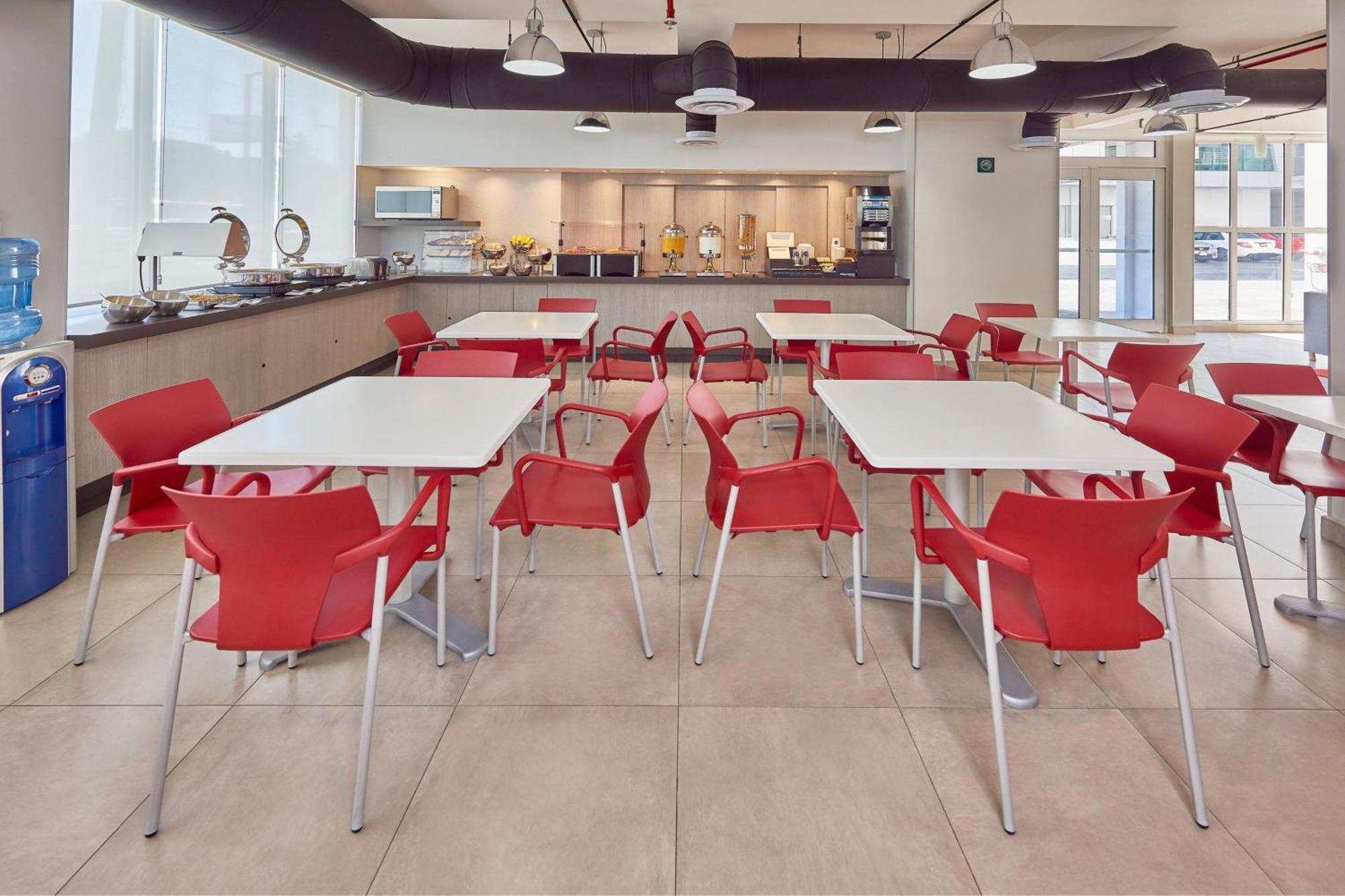 City Express Junior By Marriott San Luis Potosi Zona Industrial Exterior photo